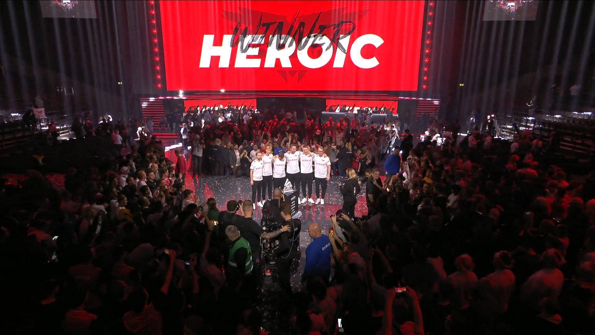 CSGO – Heroic Defeats FaZe to win the BLAST Premier Finals